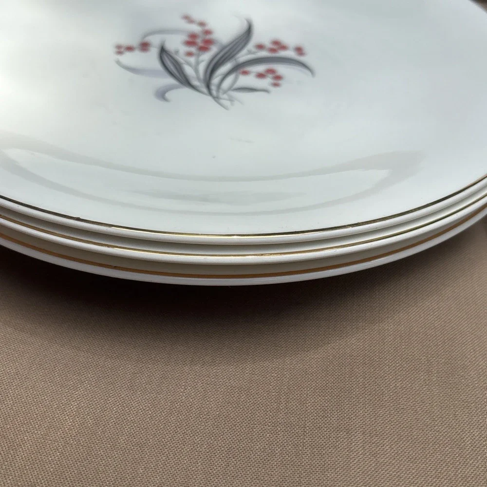 Wedgwood plates ww4